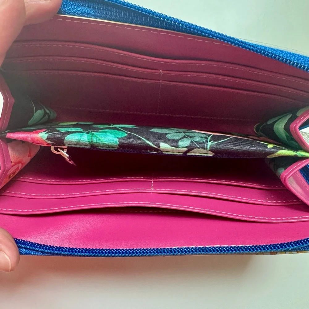 N/A vibrant wallet